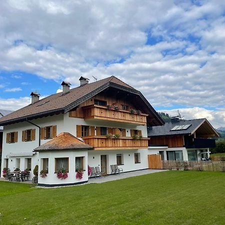 App - Chalet Unterhoelzlhof Olang Buitenkant foto