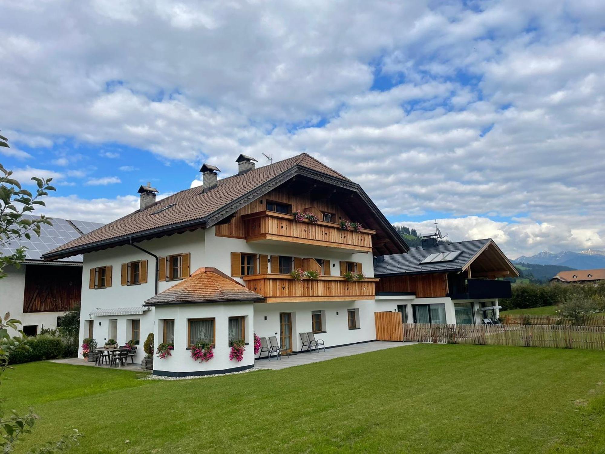 App - Chalet Unterhoelzlhof Olang Buitenkant foto