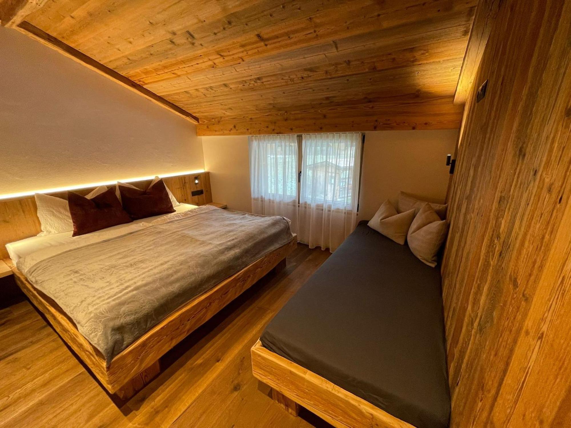 App - Chalet Unterhoelzlhof Olang Buitenkant foto