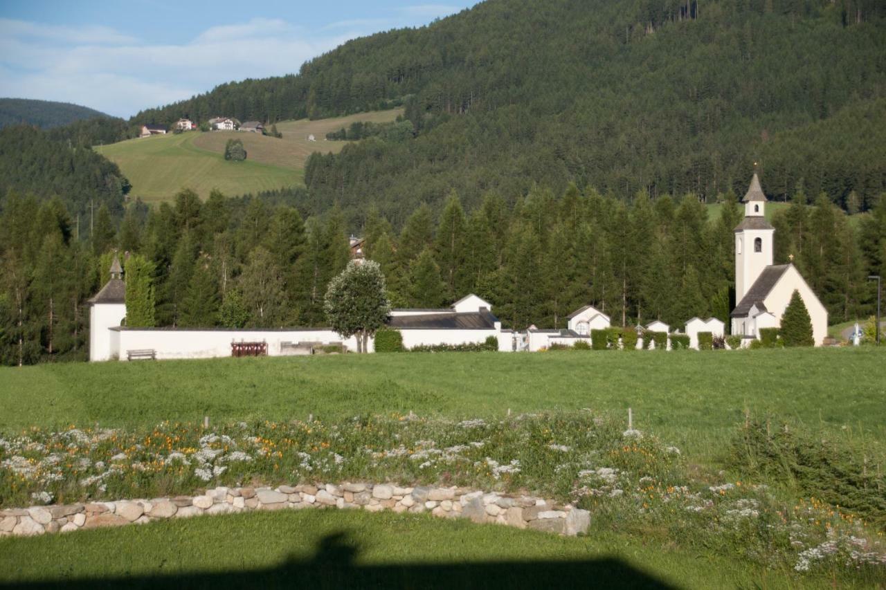App - Chalet Unterhoelzlhof Olang Buitenkant foto